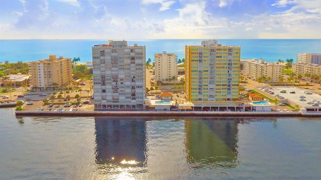 APT-1202 - 1400 S Ocean Dr, Condo with 2 bedrooms, 2 bathrooms and null parking in Hollywood FL | Image 5