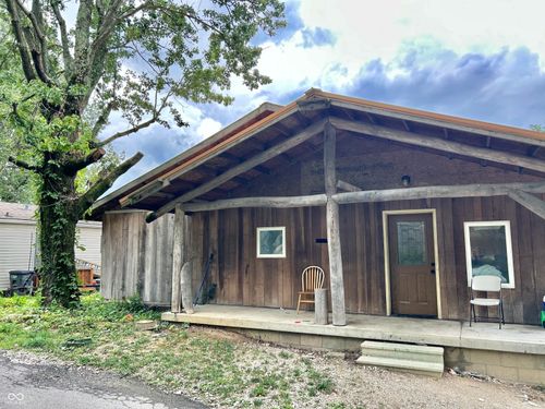 5005 Van Bibber Lake Est, Greencastle, IN, 46135-8908 | Card Image