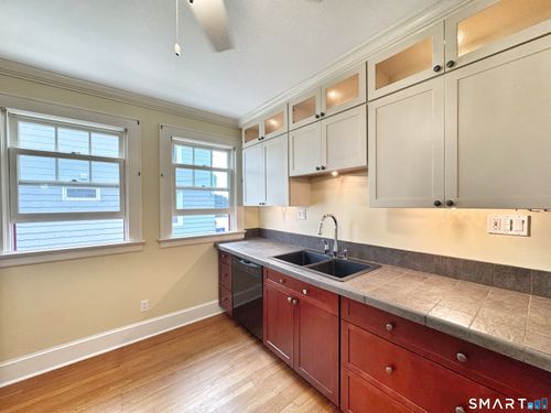 1-14 Woodbury Ave, Norwalk, CT, 06850-3513 | Card Image