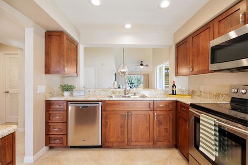 760 Montana Vista Dr, Palm Desert, CA, 92211-1733 | Card Image