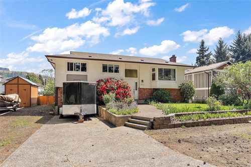 2939 Humpback Rd, Langford, BC, V9B5Y9 | Card Image