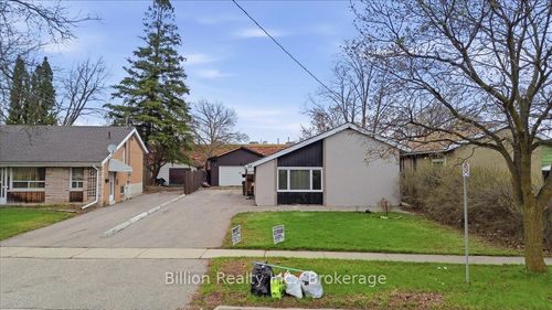 13 Cornwall Rd, Brampton, ON, L6W1M8 | Card Image