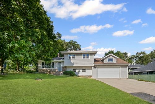 29W276 Bolles Ave, West Chicago, IL, 60185-3656 | Card Image