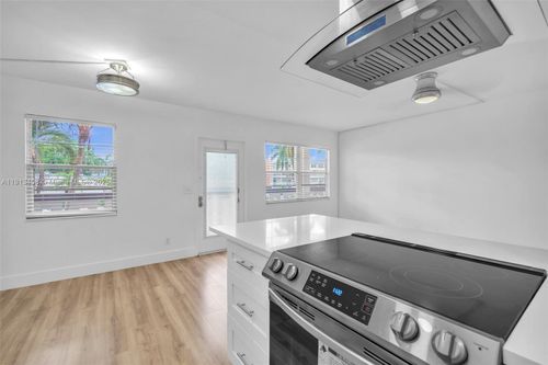 2048-2048 Hythe C, Boca Raton, FL, 33434-4644 | Card Image