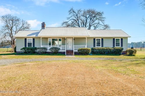 101 Malpass Corner Rd, Burgaw, NC, 28425-2827 | Card Image