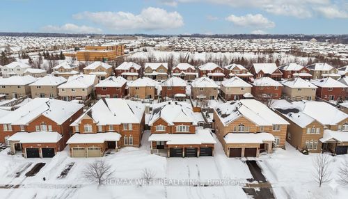 146 Sandringham Dr, Barrie, ON, L4M0C9 | Card Image