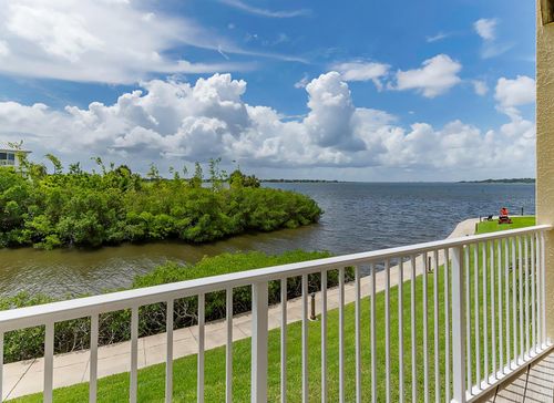 128 Brent Cir, OLDSMAR, FL, 34677-3342 | Card Image