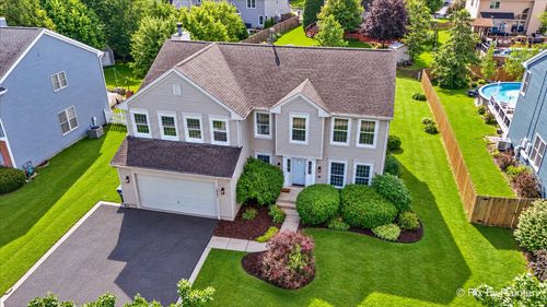 1831 Haverford Dr, Algonquin, IL, 60102-5101 | Card Image