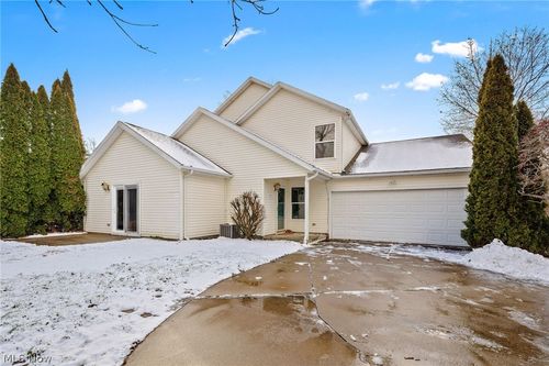 a-5201 Cline Rd, Kent, OH, 44240-7014 | Card Image