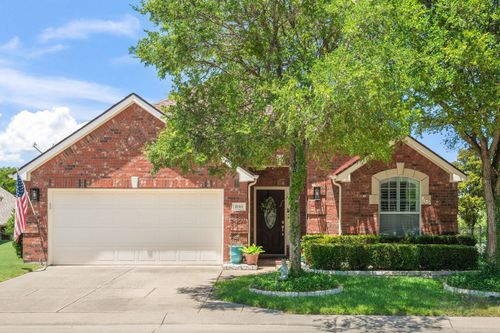 816 Mustang Dr, Fairview, TX, 75069-1987 | Card Image