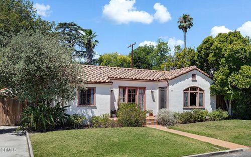 2131 Parnell Way, Altadena, CA, 91001-5405 | Card Image