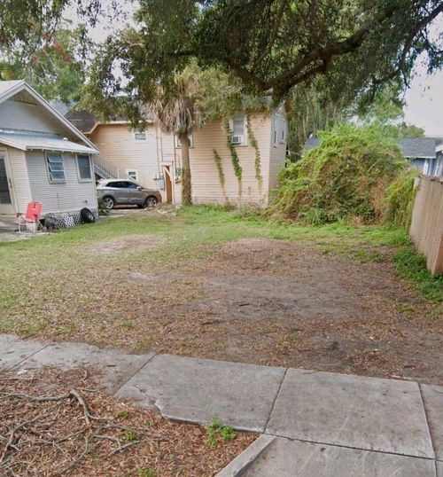 1045 11th St S, St Petersburg, FL, 33705-2254 | Card Image