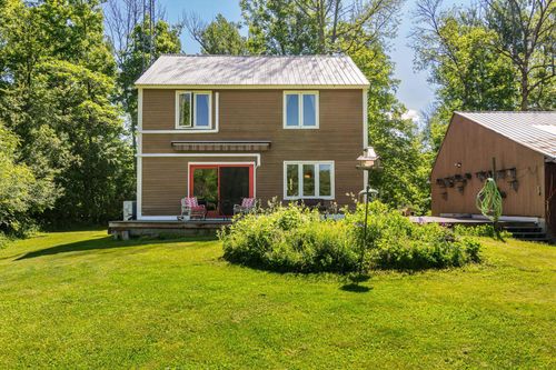 350 South St, South Hero, VT, 05486-4819 | Card Image