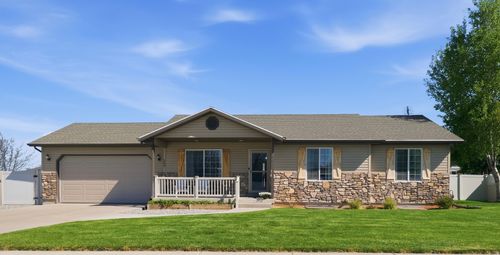 563 W 160 N, Smithfield, UT, 84335-6604 | Card Image