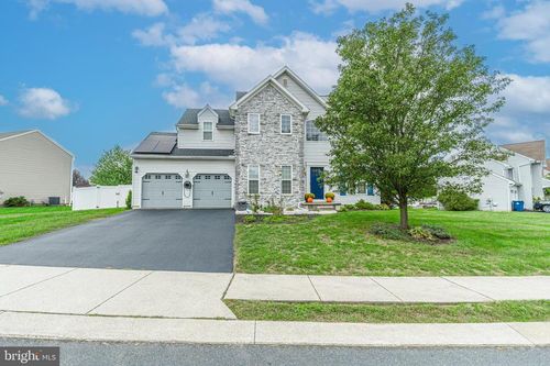 60 Fig Tree Way, Manchester, PA, 17345-9646 | Card Image