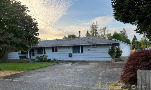 1535 23rd St Se, Auburn, WA, 98002-7845 | Card Image