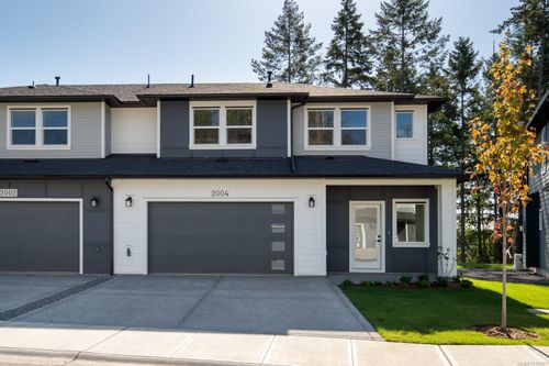 2004 West Park Lane, View Royal, BC, V9B5Z2 | Card Image