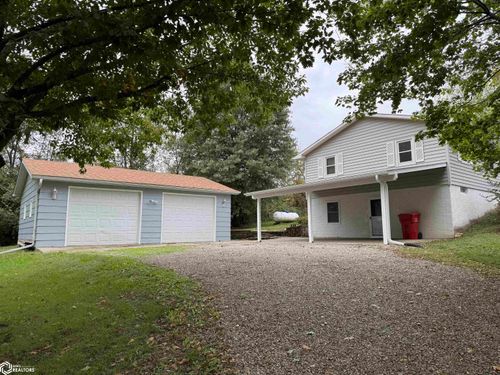 610 E Smith St, Russell, IA, 50238-1007 | Card Image