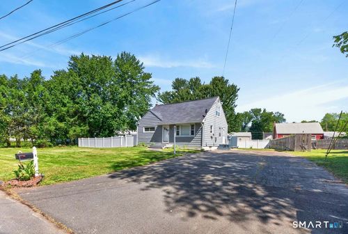 1 Leonard Rd, Enfield, CT, 06082-2455 | Card Image