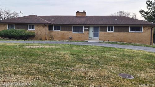 28438 San Marino Dr, Southfield, MI, 48034-5674 | Card Image