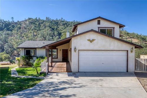 2840 Black Horse Ln, Paso Robles, CA, 93446-4239 | Card Image