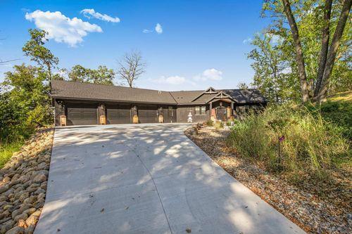 20638 121st St Ne, New London, MN, 56273-9409 | Card Image