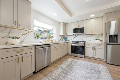 1547 Point Dume Ct, Chula Vista, CA, 91911-6136 | Card Image