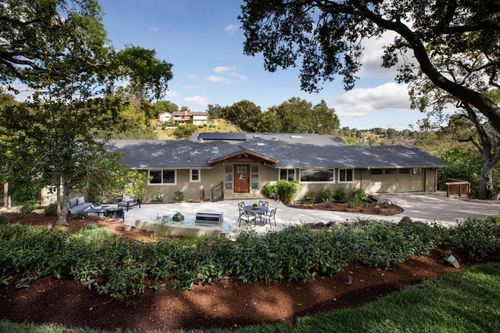 13050 Cumbra Vista Ct, Los Altos Hills, CA, 94022-3308 | Card Image