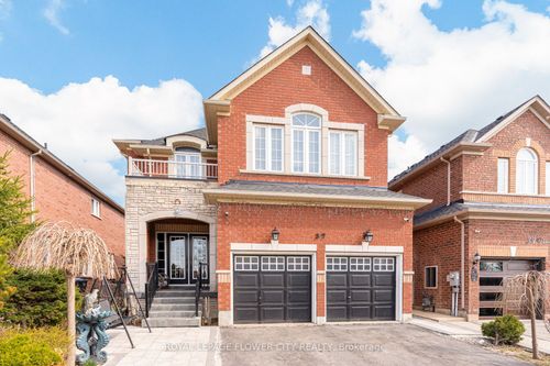 37 Denim Dr, Brampton, ON, L6P2R3 | Card Image