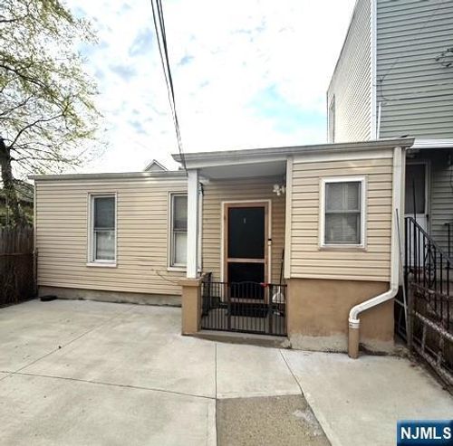 321 John St, Harrison, NJ, 07029-2545 | Card Image