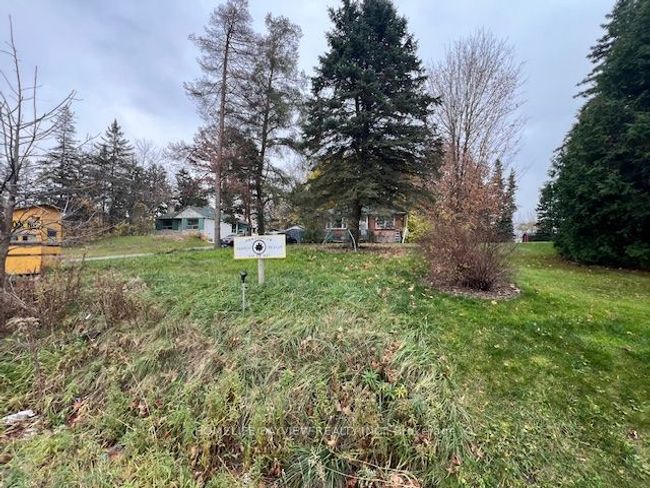 6465 King Rd, House other with 4 bedrooms, 2 bathrooms and 6 parking in Nobleton ON | Image 4