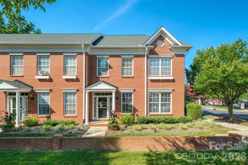 432 Park Square Pl, Matthews, NC, 28105-4924 | Card Image
