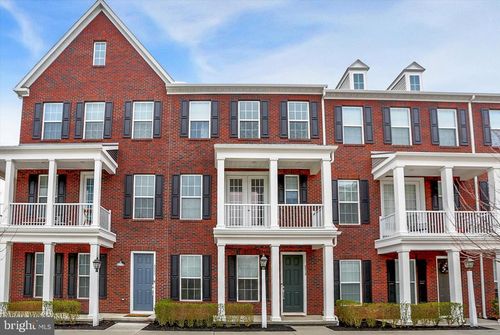 3213 Wayland Rd, MECHANICSBURG, PA, 17055-8733 | Card Image