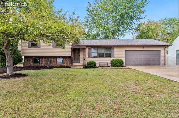Jackson Dr, Port Clinton, OH 43452