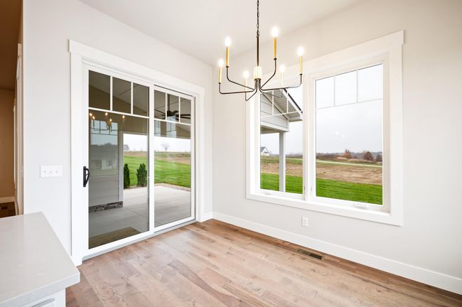 Dining Area | Image 15