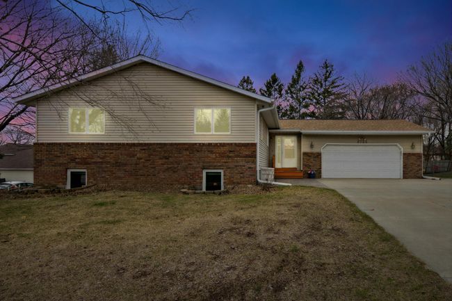 Charming Inver Grove Heights Home! | Image 27
