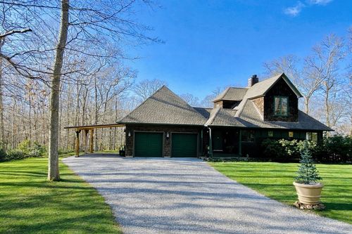 127 Preservation Way, Tiverton, RI, 02878 | Card Image