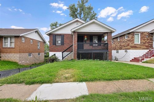 8133 Toddy Ave, Saint Louis, MO, 63114-4655 | Card Image