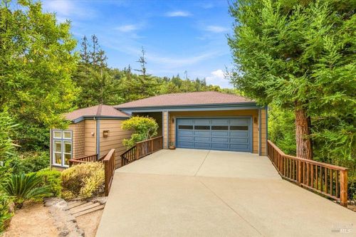 61 Terrace Ave, San Rafael, CA, 94901-2612 | Card Image