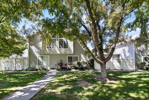 669 Coachman Way, Riverdale, UT, 84405-2635 | Card Image