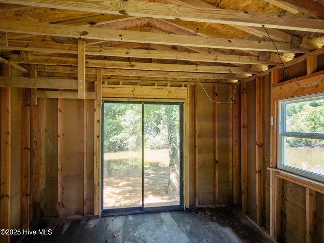 Storage interior | Image 47