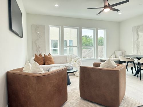 105-7207 Mohawk Dr, Dallas, TX, 75235-4333 | Card Image