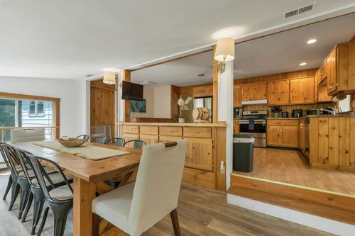 49 Merrill Dr, North Conway, NH, 03860-5536 | Card Image