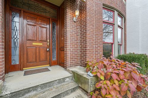 346 College Ave, Indianapolis, IN, 46202-3612 | Card Image