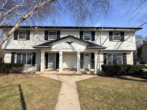 6434 N 101st St, Milwaukee, WI, 53224-5206 | Card Image