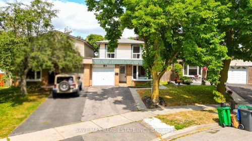 8 Joanne Crt, Brampton, ON, L6Y2J8 | Card Image