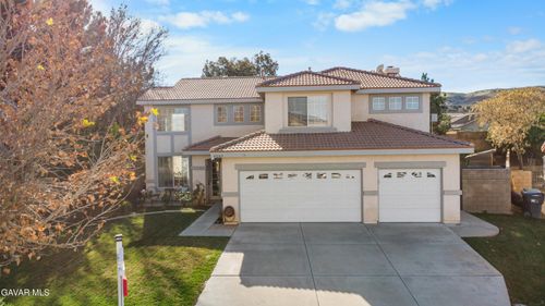 4040 Cobble Ct, Palmdale, CA, 93551-2691 | Card Image
