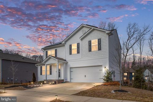 18041 Jackson Dr, BOWLING GREEN, VA, 22427-9330 | Card Image