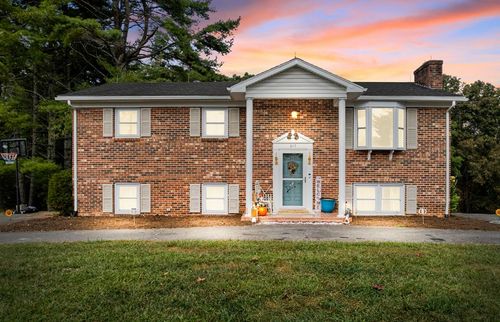 317 Clover St, Galax, VA, 24333-2205 | Card Image