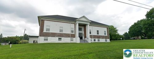 apt-101-67 Schoeneck Ave, Nazareth, PA, 18064-1200 | Card Image